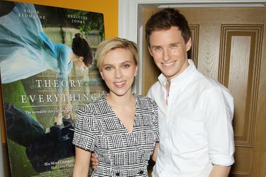Scarlett Johansson et Eddie Redmayne à New York le 3 novembre 2014