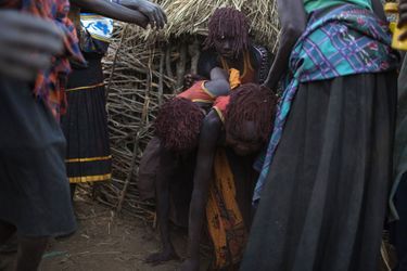Cruelle coutume - Excision au Kenya