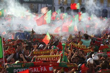 La liesse à Lisbonne après la victoire du Portugal à l&#039;Euro 2016.