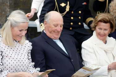 La princesse Mette-Marit avec le roi Harald V et la reine Sonja de Norvège à Oslo, le 7 juin 2016