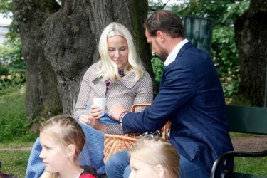 La princesse Mette-Marit et le prince Haakon de Norvège à Oslo, le 20 juin 2016