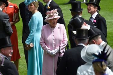 La reine Elizabeth II avec le comtesse Sophie de Wessex au Royal Ascot, le 15 juin 2016