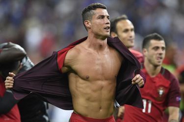 Euro 2016: Cristiano Ronaldo, de la détresse au grand bonheur - France-Portugal