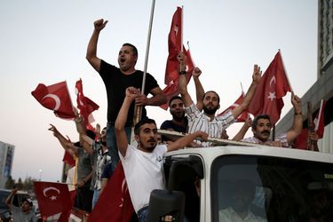 Turquie: les partisans d'Erdogan en liesse à Istanbul