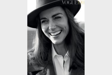 Kate Middleton, la duchesse de Cambridge, pose pour le numéro de juin de l'édition britannique de "Vogue".