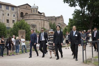 La princesse Kiko et le prince Akishino du Japon au Forum à Rome, le 11 mai 2016