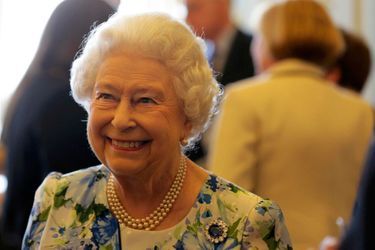 La reine Elizabeth II à Buckingham Palace, le 10 mai 2016