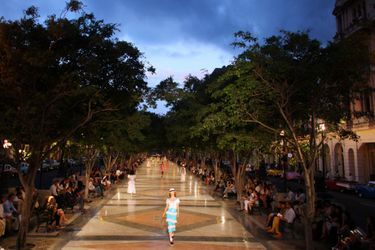 Le défilé croisière Chanel à Cuba