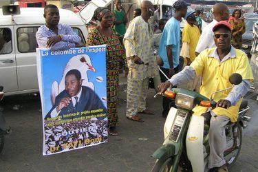 Campagne en faveur de Boni Yayi, ancien directeur de la Banque de développement d'Afrique de l'Ouest, pendant les élections présidentielles de 20...