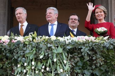 La reine Mathilde et le roi Philippe de Belgique avec le couple présidentiel allemand à Liège, le 10 mars 2016