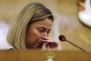 Les larmes de la chef de la diplomatie européenne Federica Mogherini en Jordanie