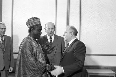 Rencontre au sommet entre le président du bénin, Mathieu Kérékou et Mikhail Gorbatchev, le 1er mai 1985