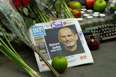 2011. Steve Jobs décède à l’âge de 56 ans. Il avait contracté un cancer du pancréas. Il sera remplacé par Tim Cook, qui était entré dans...