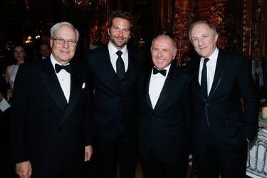 David de Rothschild, Bradley Cooper, François Pinault et François-Henri Pinault à Paris le 9 mars 2016