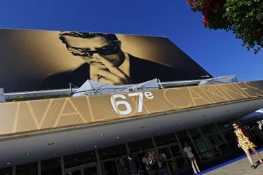La croisette se fait belle pour accueillir les stars  - Festival de Cannes
