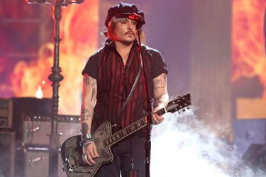 Johnny Depp à la guitare