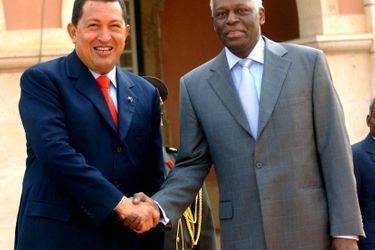 José Eduardo dos Santos avec Hugo Chavez en 2006
