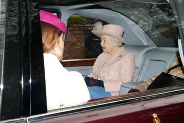 La princesse Eugenie d'York et la reine Elizabeth II à Sandringham, le 24 janvier 2016