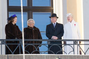 La reine Silvia de Suède, la princesse Astrid de Norvège, le roi Carl XVI Gustaf de Suède et la reine Margrethe II de Danemark à Oslo, le 17 jan...