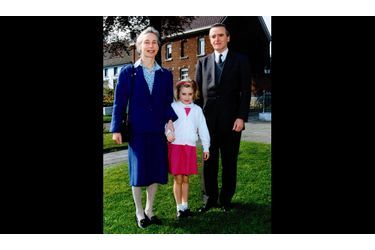 Stéphanie, le jour de sa communion en 1991