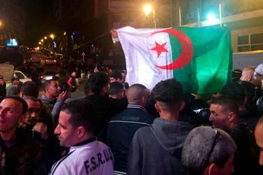 Manifestation à Alger, en Algérie, après l&#039;annonce de la démission d&#039;Abdelaziz Bouteflika, le 2 avril 2019.