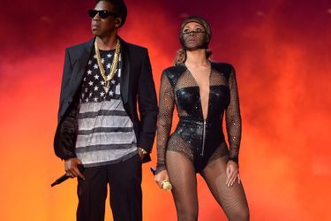Jay-Z et Beyoncé lors d'un concert de leur tournée «On The Run» dans le New Jersey en 2014