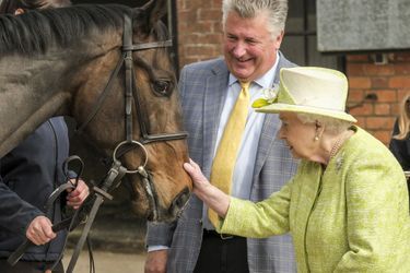 La reine Elizabeth II à Ditcheat dans le Somerset, le 28 mars 2019