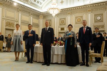 La reine Mathilde et le roi des Belges Philippe avec le couple présidentiel sud-coréen à Séoul, le 26 mars 2019