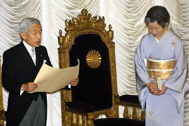 L'empereur Akihito du Japon et l'impératrice Michiko, le 29 novembre 2000