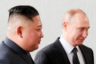 Kim Jong-un et Vladimir Poutine à Vladivostok, en Russie, le 25 avril 2019.