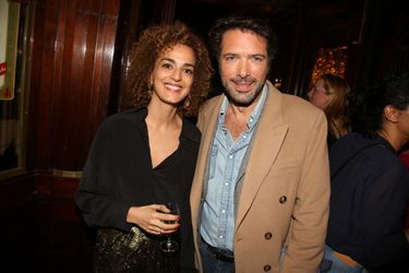 Leila Slimani et Nicolas Bedos à la Closerie des Lilas à Paris, le 16 avril 2019