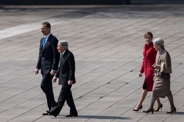 La reine Letizia et le roi Felipe VI d&#039;Espagne avec l&#039;empereur Akihito et l&#039;impératrice Michiko du Japon à Tokyo, le 5 avril 2017