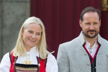 La princesse Mette-Marit et le prince Haakon de Norvège à Asker, le 17 mai 2019