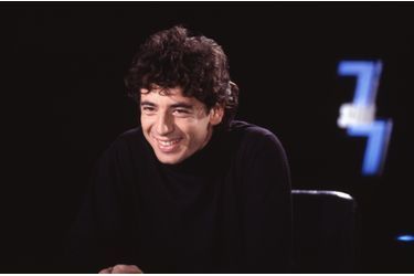 Patrick Bruel dans l'émission «7 sur 7» en 1991