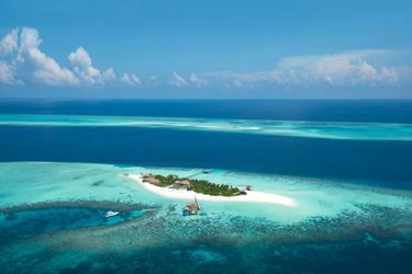 L’île privée du Four Seasons, à Voavah, au cœur de l’atoll de Baa.