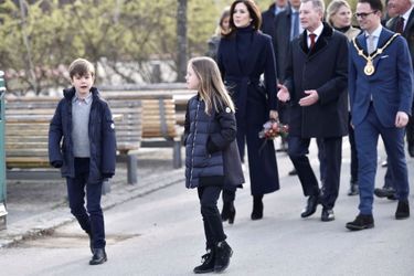 La princesse Mary de Danemark et ses jumeaux la princesse Josephine et le prince Vincent, à Copenhague le 11 avril 2019