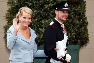 La princesse Mette-Marit et le prince Haakon de Norvège à Copenhague, le 14 mai 2004