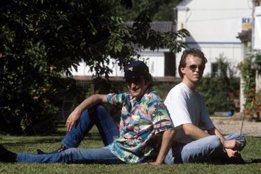 Dick Rivers avec son fils Pascal, en week-end à Provins, en juillet 1986.