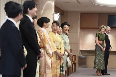La famille impériale du Japon avec la reine Mathilde et le roi Philippe de Belgique à Tokyo, le 13 octobre 2016