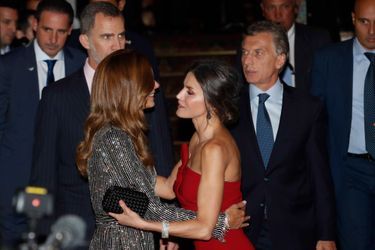 La reine Letizia et le roi Felipe VI d&#039;Espagne avec le couple présidentiel argentin à Buenos Aires, le 26 mars 2019