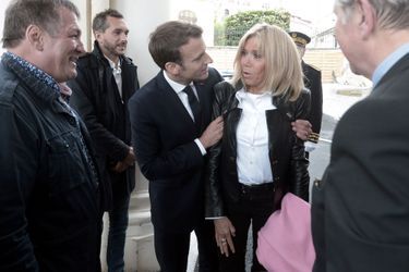 Emmanuel Macron et son épouse Brigitte vendredi à Biarritz. 