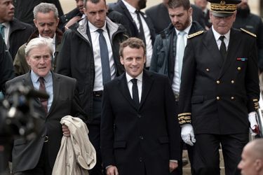 Emmanuel Macron vendredi lors de sa visite à Biarritz pour préparer le G7. 