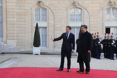 Emmanuel Macron et Xi Jinping à l'Elysée.