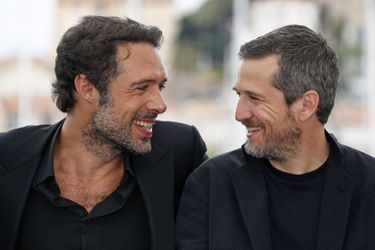 Nicolas Bedos et Guillaume Canet lors du photocall du film «La Belle Epoque» à Cannes le 21 mai 2019