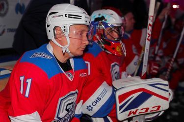 Vladimir Poutine a participé à un match de hockey à Sotchi, le 10 mai 2019.