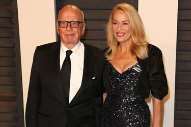 Rupert Murdoch et Jerry Hall à Los Angeles le 28 février 2016.
