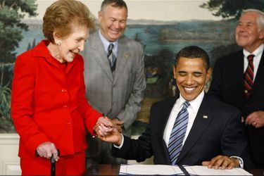 Nancy Reagan avec le président Barack Obama le 2 juin 2009.