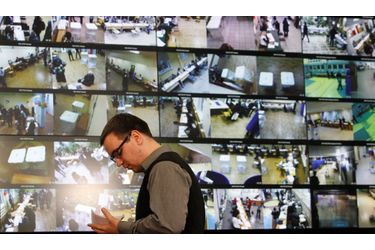 Moscou a installé des caméras de surveillance dans les bureaux de vote.