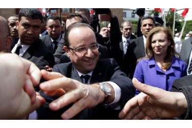 <br />
François Hollande s&#039;offre un bain de foule au Maroc, jeudi dernier.