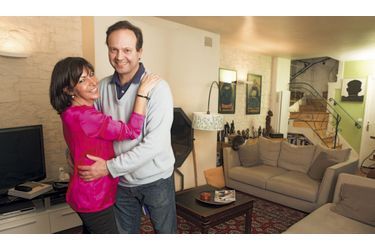 <br />
Samedi 9 mars, Anne Hidalgo et Jean-Marc Germain, député des Hauts-de-Seine, chez eux dans le XVe arrondissement. Ils sont ensemble depuis quatorze ans.  C’est Bertrand Delanoë qui les a mariés en 2004.